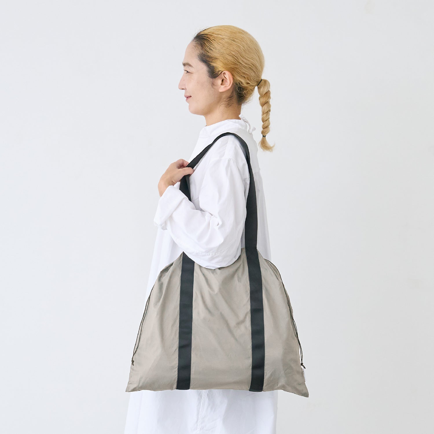 NANOPLUS FIT DRAWSTRING BAG 薄い軽い小さい丈夫なエコバッグ